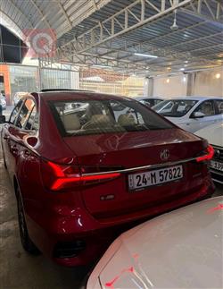 MG 5 Plus